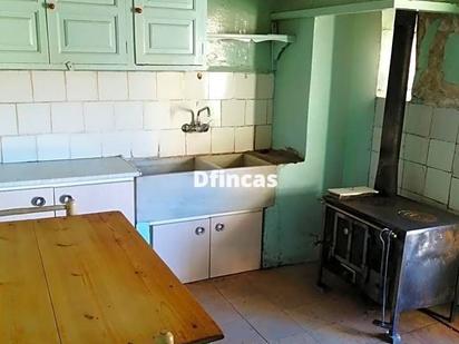 Kitchen of Flat for sale in Orihuela del Tremedal