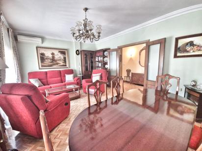 Living room of Flat for sale in Puertollano  with Air Conditioner, Heating and Parquet flooring