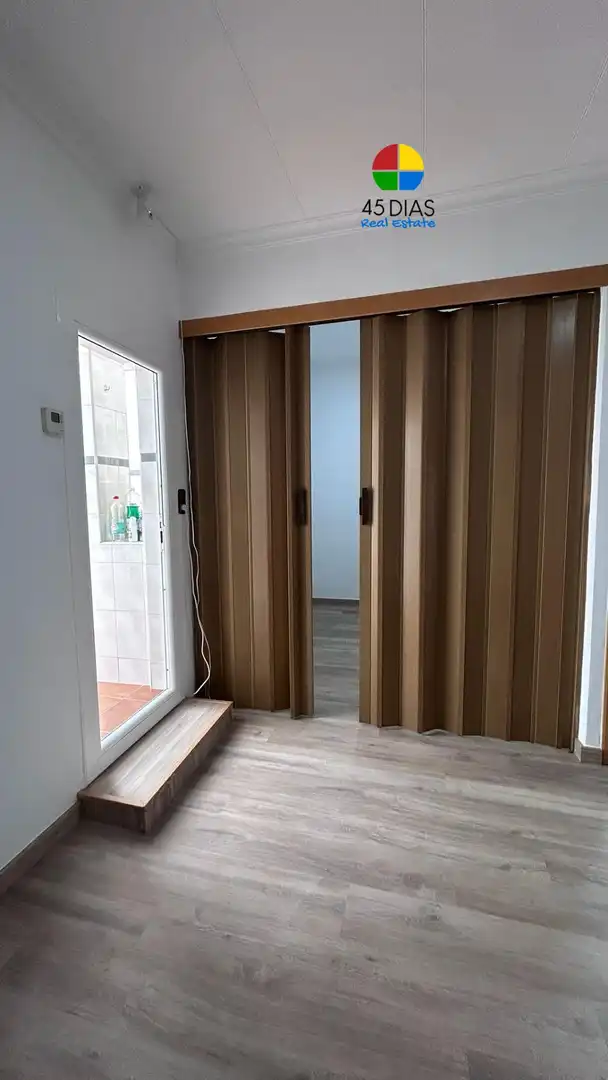 Erdgeschoss zum Verkauf in Ripollet mit Heizung, Parkett und Terrasse