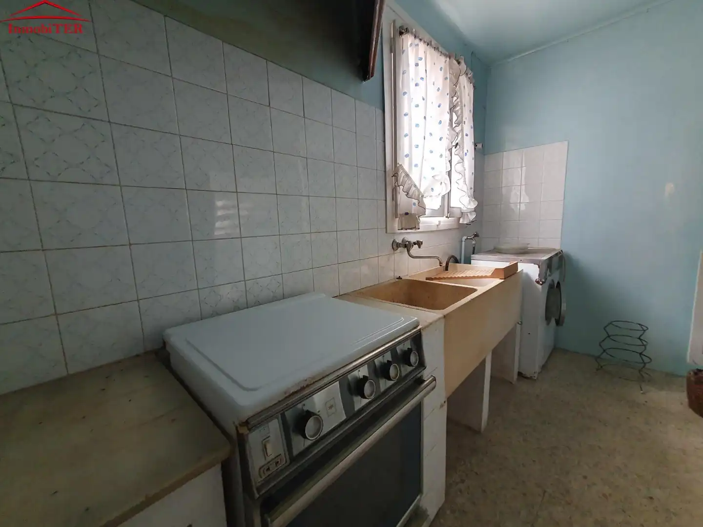 Kitchen of Houses for sale in Cella
