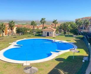 Piscina de Pis de lloguer en Sanlúcar de Barrameda amb Aire condicionat i Terrassa