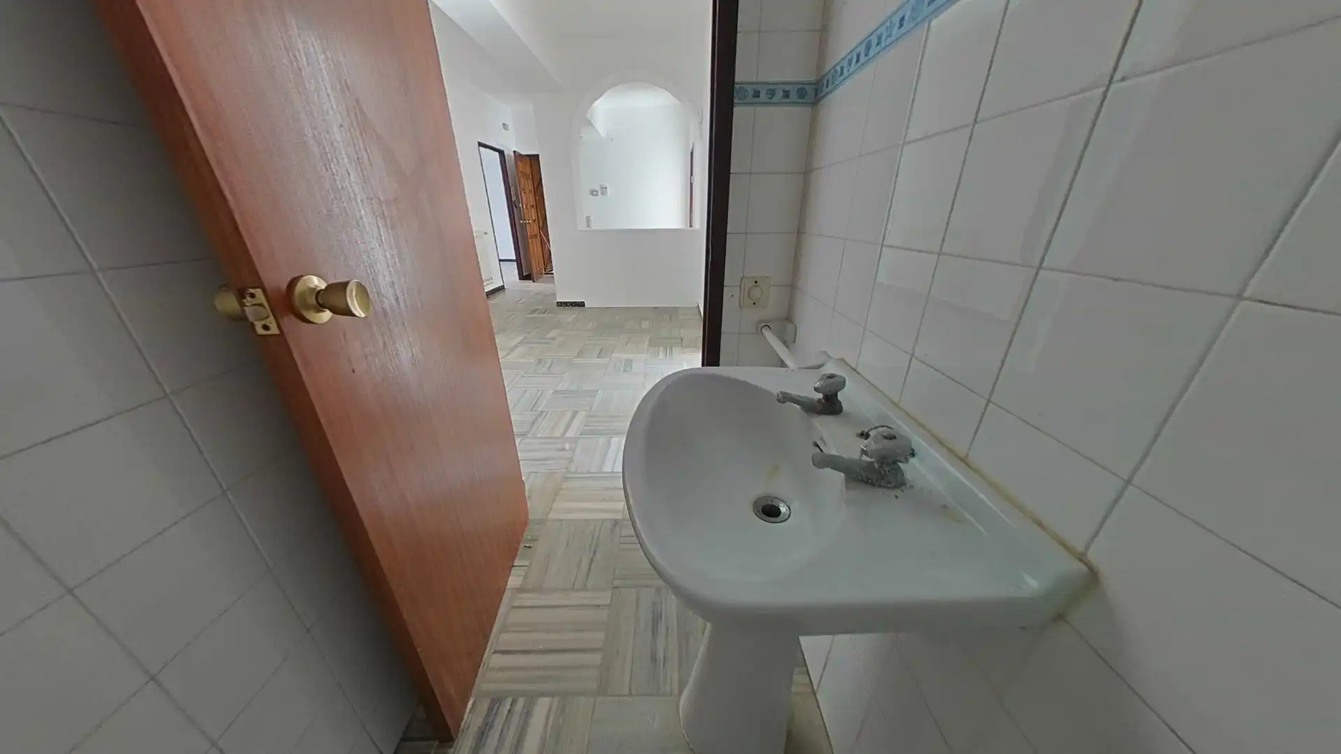 Baño de Piso en venta en Cuntis con Terraza
