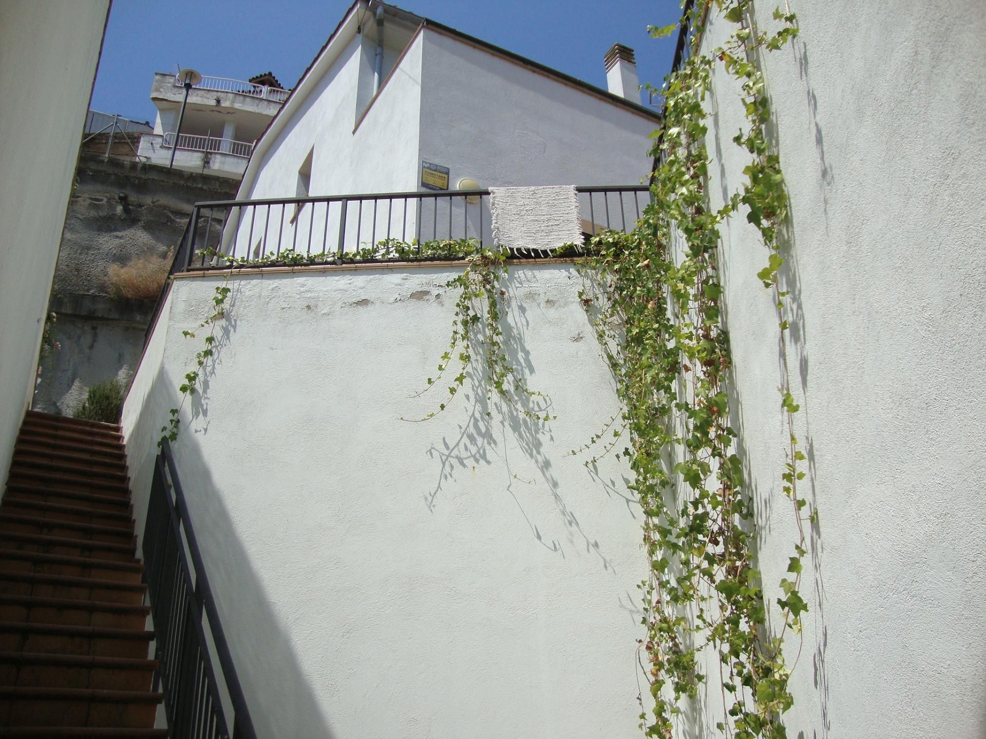Vista exterior de Casa o xalet de lloguer en Sant Cebrià de Vallalta amb Terrassa
