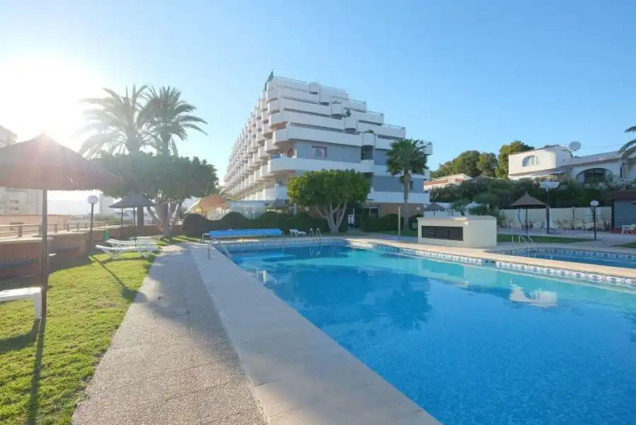Swimming pool of Study for sale in Calpe / Calp  with Air Conditioner, Heating and Private garden