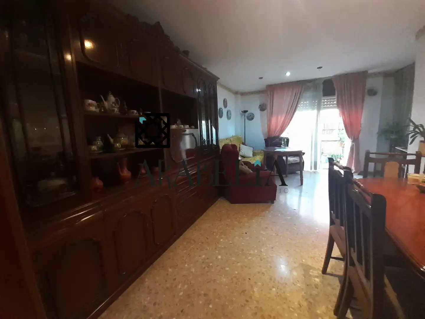 Sala d'estar de Pis en venda en Córdoba amb Jardí privat i Terrassa