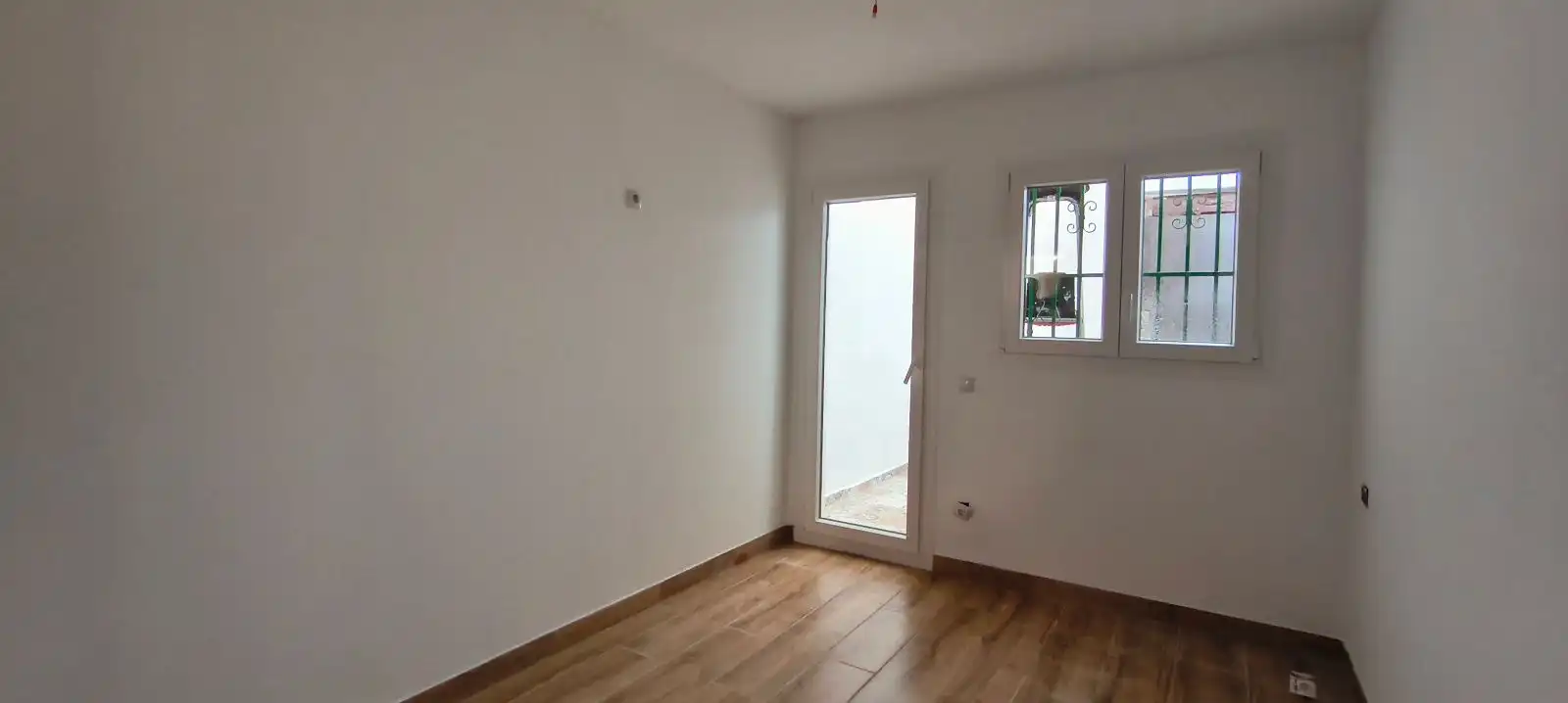 Bedroom of Houses for sale in El Vendrell  with Heating, Terrace and Alarm