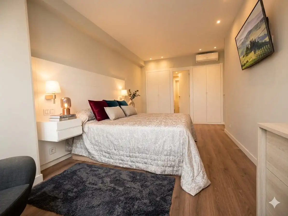 Habitación de Piso en venta en Madrid con Calefacción y Balcón