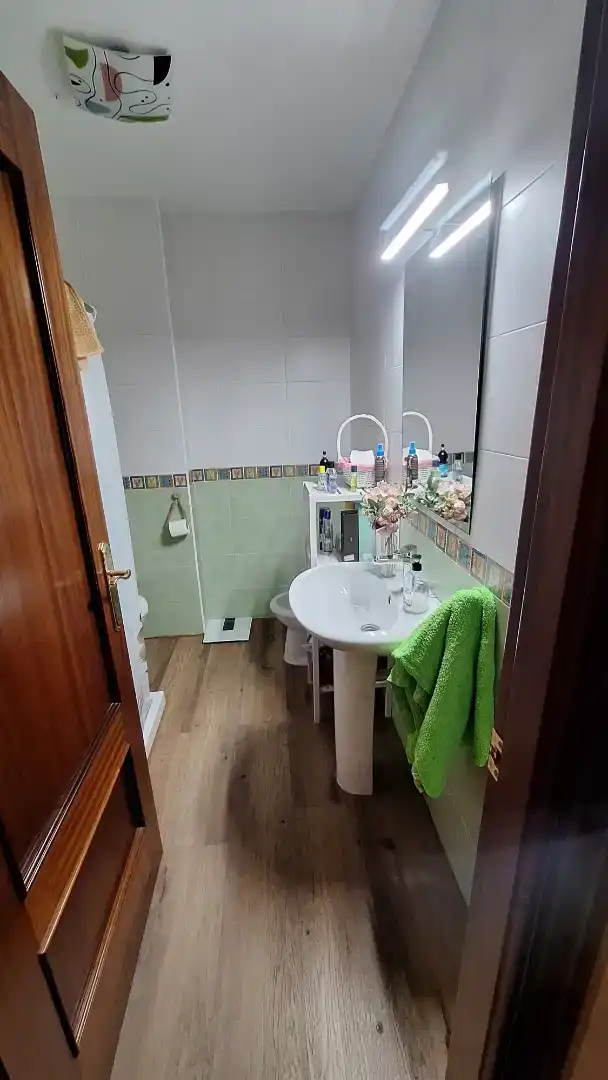 Bany de Pis en venda en Canena