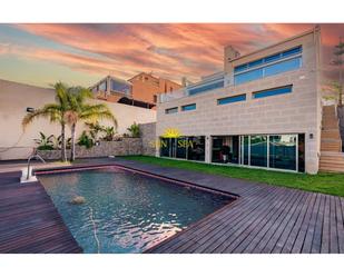 Swimming pool of House or chalet to rent in Torrevieja  with Air Conditioner, Heating and Private garden