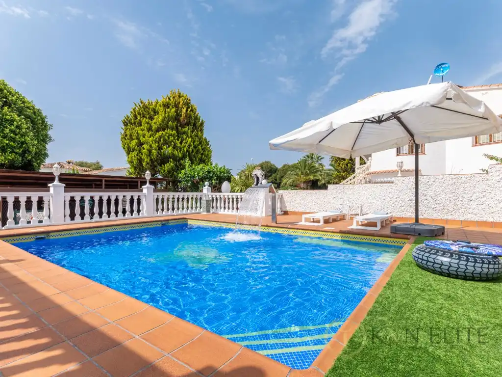 Piscina de Casa o chalet en venta en Moraira con Aire acondicionado, Jardín privado y Terraza