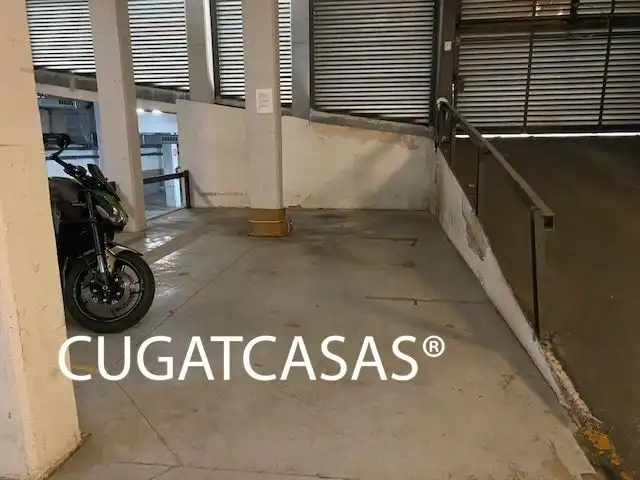 Einzelparkplatz zum Verkauf in Turó de Can Mates, imagen 2
