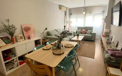 Sala d'estar de Pis en venda en Mislata amb Aire condicionat, Terrassa i Balcó