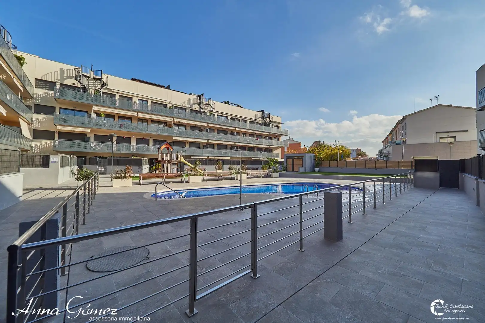 Piscina de Planta baja en venta en El Vendrell con Calefacción, Parquet y Terraza