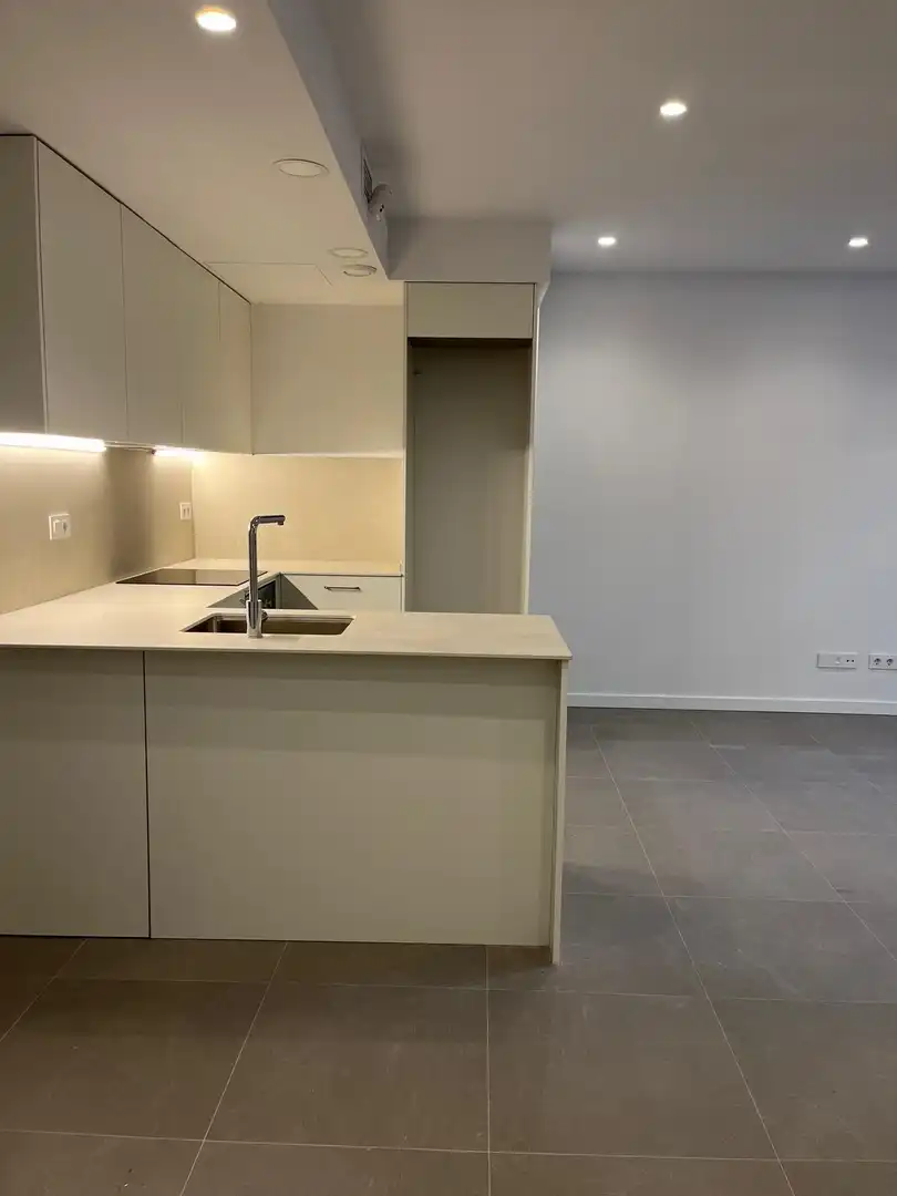 Cocina de Planta baja en venta en Sabadell con Aire acondicionado y Calefacción