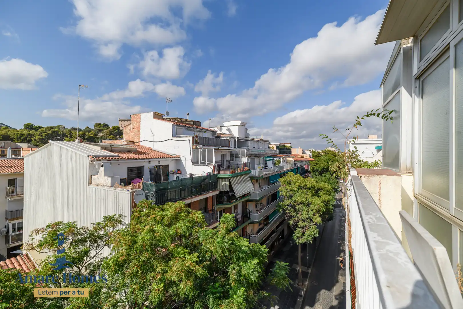 Vista exterior de Ático en venta en Castelldefels con Terraza y Horno