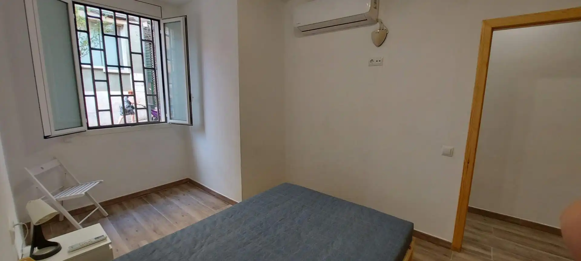 Habitación de Planta baja de alquiler en Barcelona con Aire acondicionado, Calefacción y Amueblado
