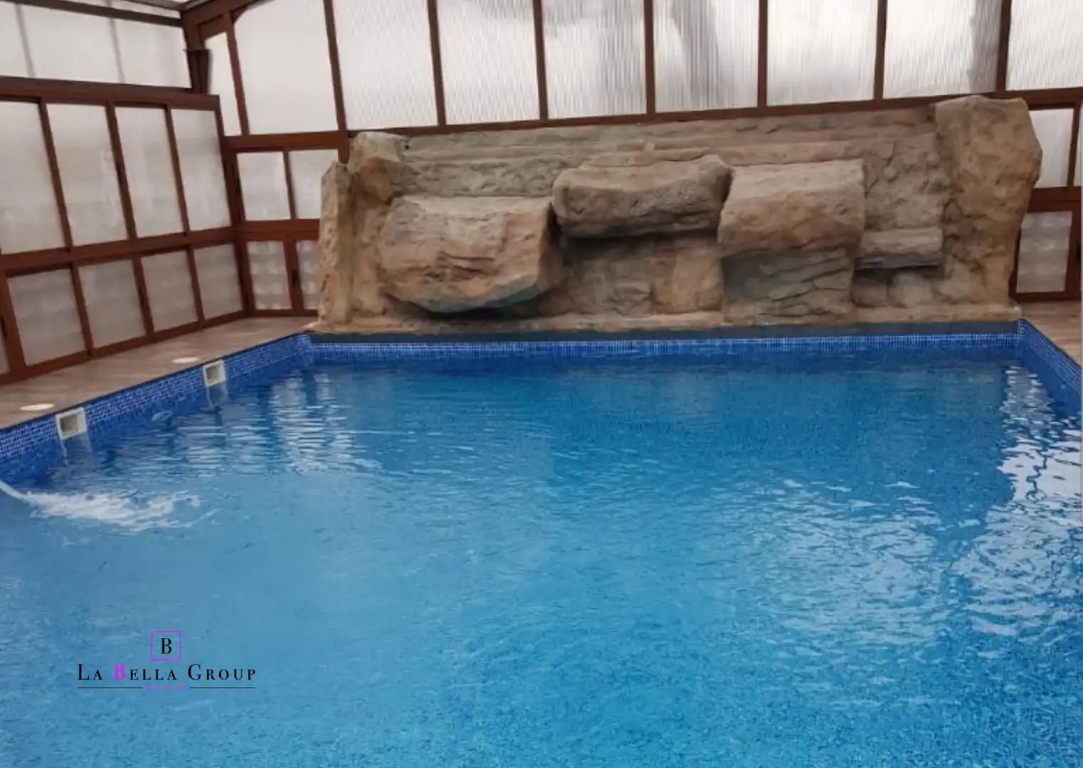 Piscina de Finca rústica en venda en Santa Cruz de Mudela amb Aire condicionat, Jardí privat i Terrassa