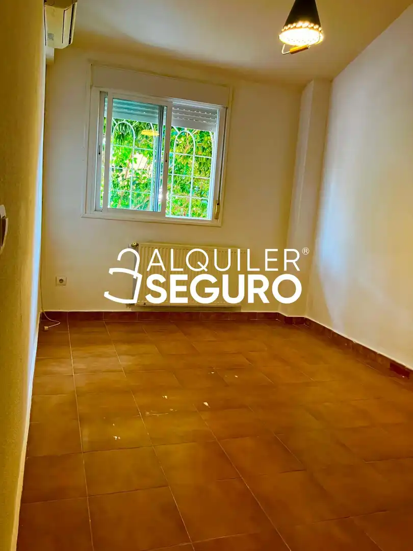 Exterior view of Houses for rent in Camarma de Esteruelas  with Air Conditioner, Heating and Terrace