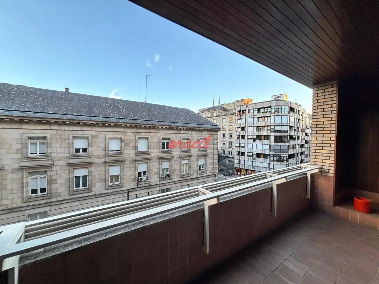 Außenansicht von Wohnung zur Miete in Ourense Capital  mit Heizung und Terrasse