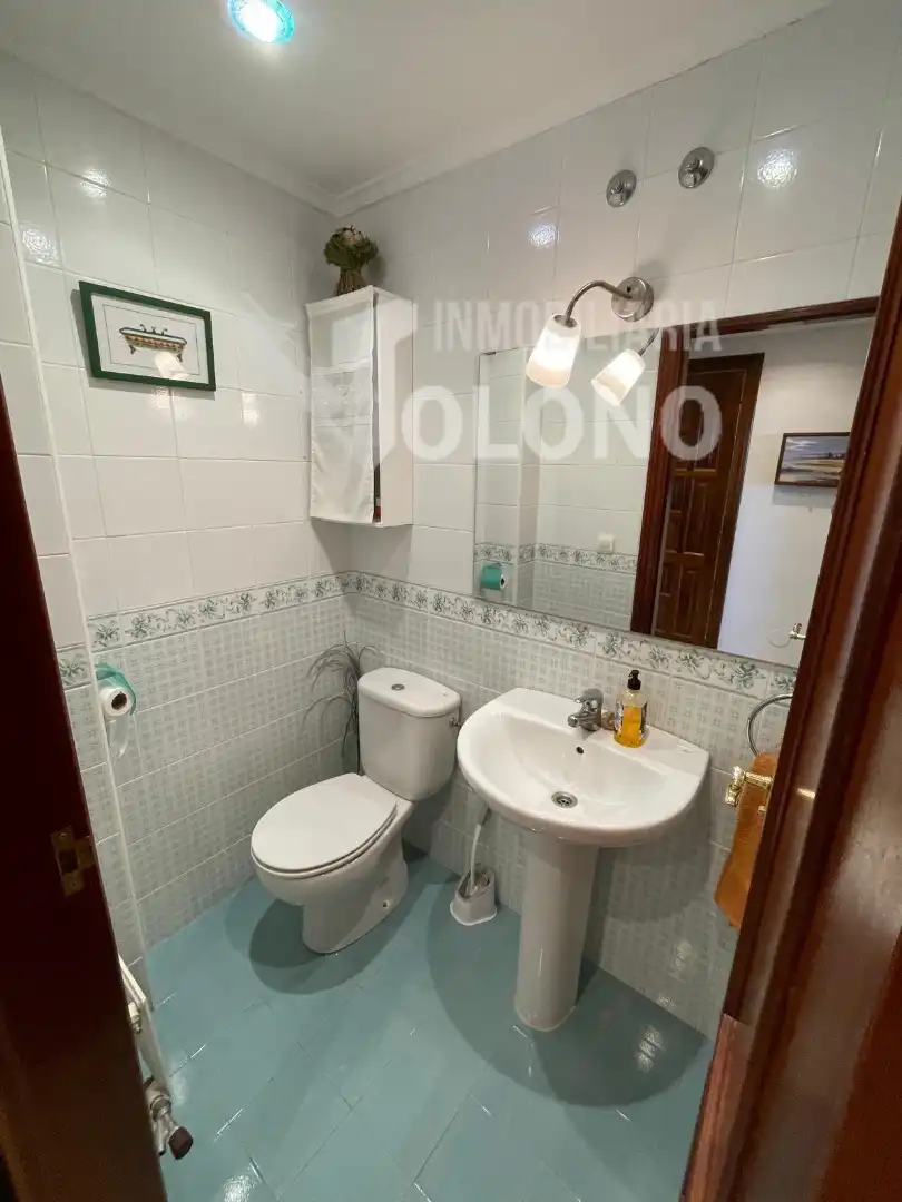 Bathroom of Houses for sale in Labastida / Bastida  with Heating, Private garden and Parquet flooring
