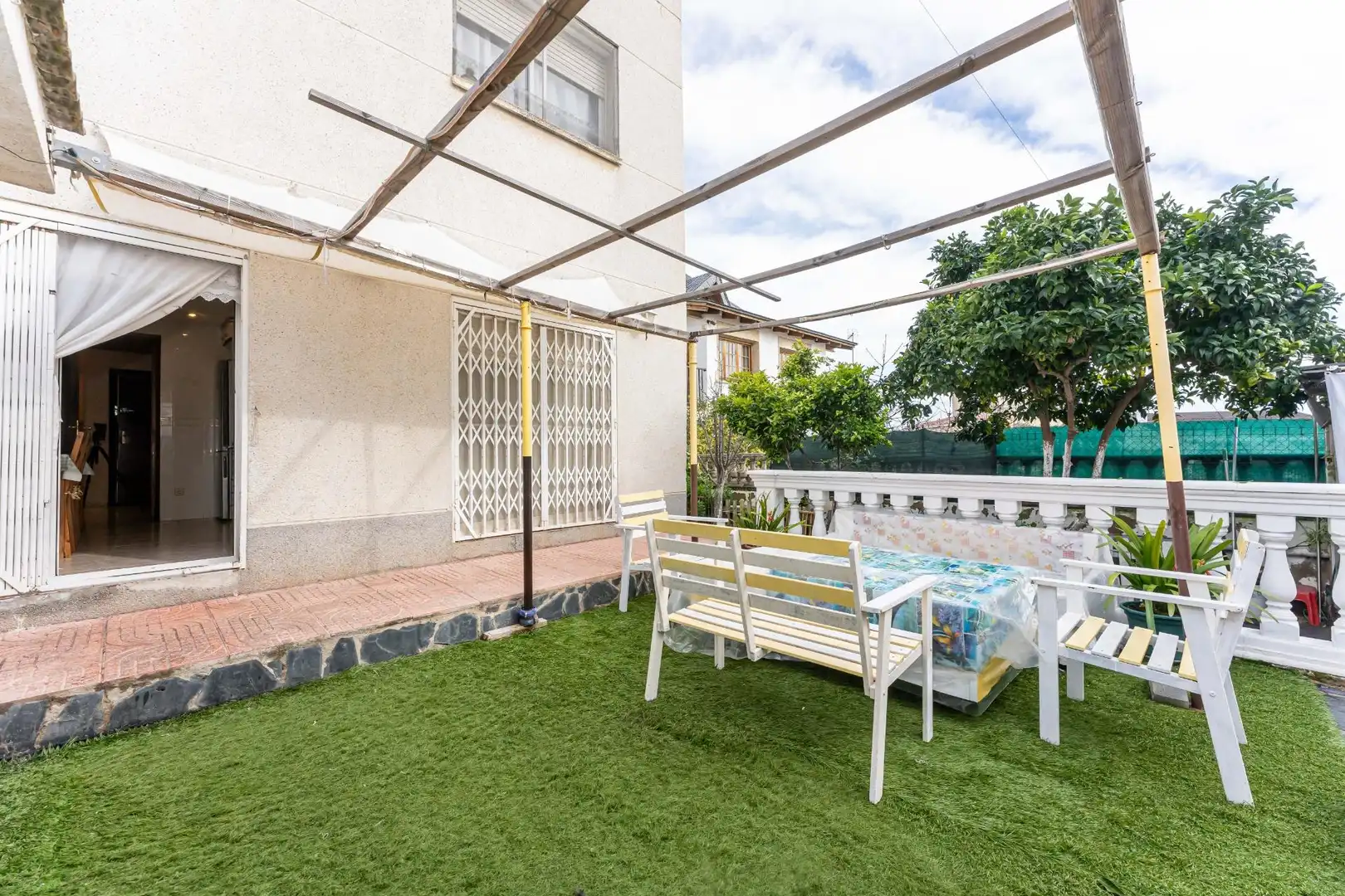 Terrassa de Casa o xalet en venda en Viladecans amb Aire condicionat, Calefacció i Jardí privat