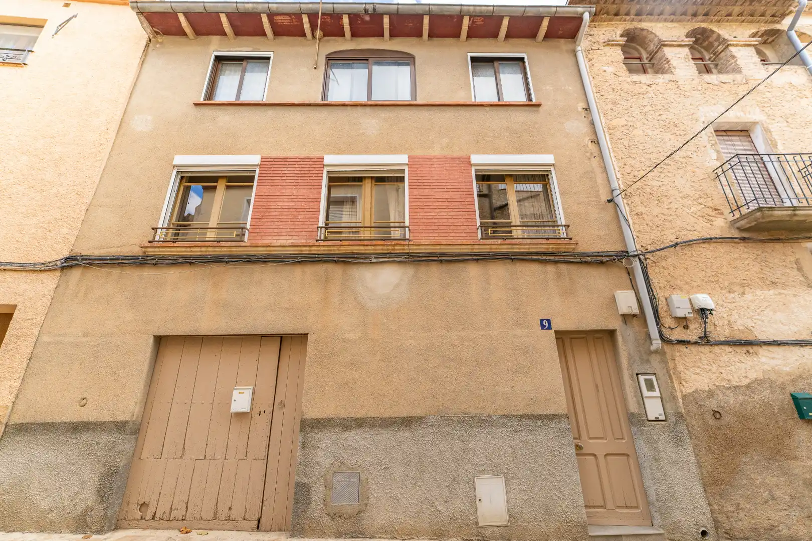Vista exterior de Casa o xalet en venda en Els Guiamets amb Aire condicionat, Jardí privat i Terrassa
