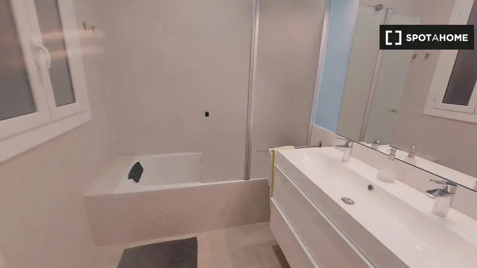 Flat with terrace to rent in Eixample, imagen 11