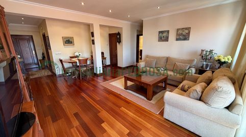 Foto 3 de Apartamento en venta en Joaquin Costa, Zona de Plaza de Barcelos, Pontevedra Capital