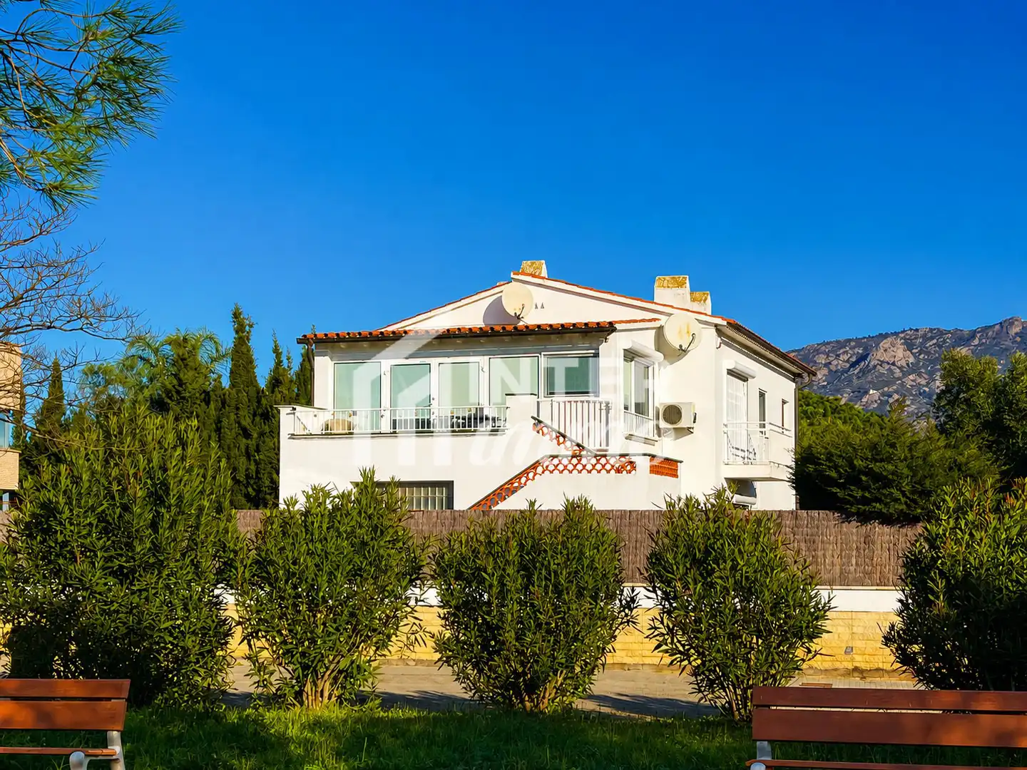 Casa con piscina in vendita a Carrer Castanyer 18
