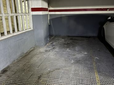 Individual with lift for sale in Carrer de Rocafort
