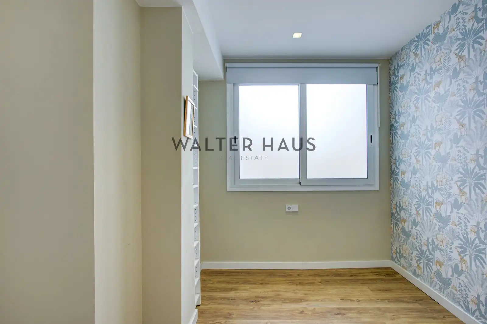 Bedroom of Attic for sale in Barcelona  with Air Conditioner, Terrace and Balcony