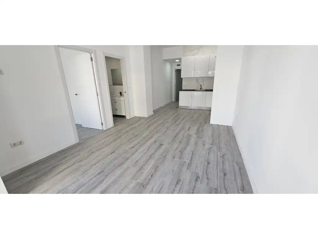 Flat for sale in Calle Miami, 1, La Carihuela - Los Nidos