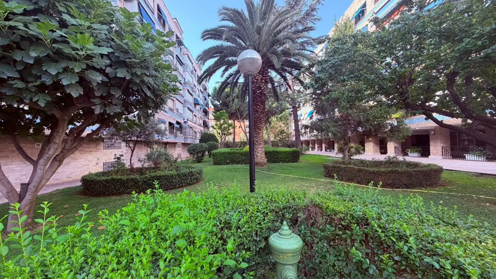 Außenansicht von Wohnung zur Miete in Madrid mit Klimaanlage, Heizung und Möbliert