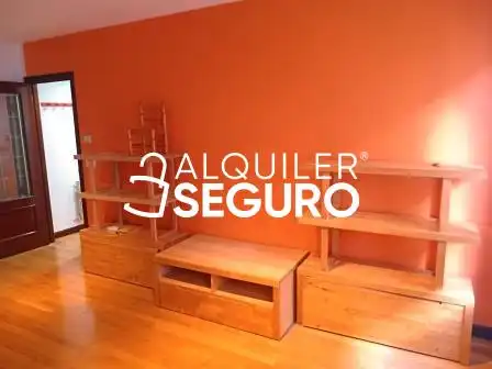 Wohnung zur Miete in Alegría-Dulantzi mit Heizung, Terrasse und Möbliert