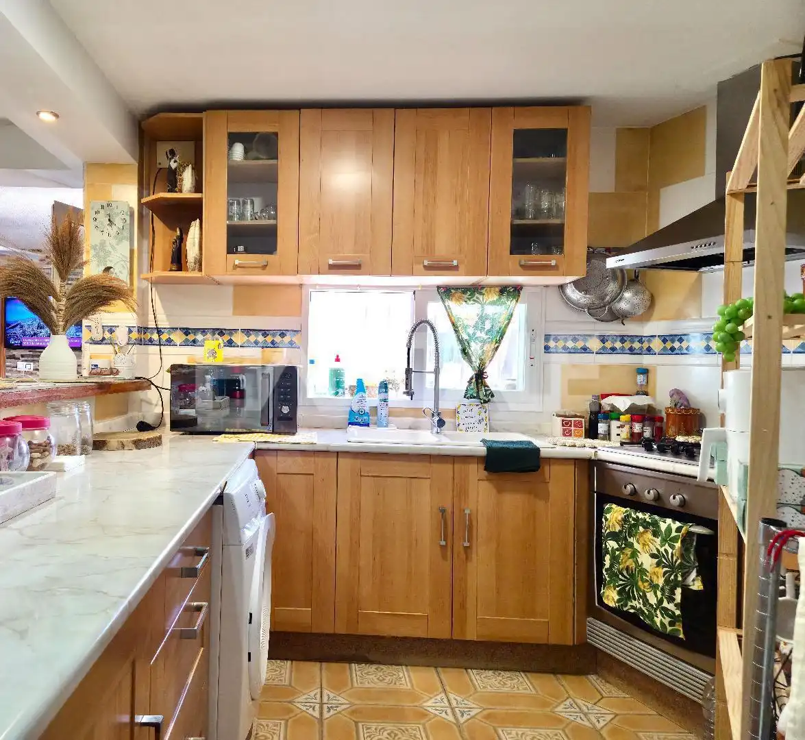 Kitchen of Houses for sale in Alborache  with Terrace, Storage room and Swimming Pool