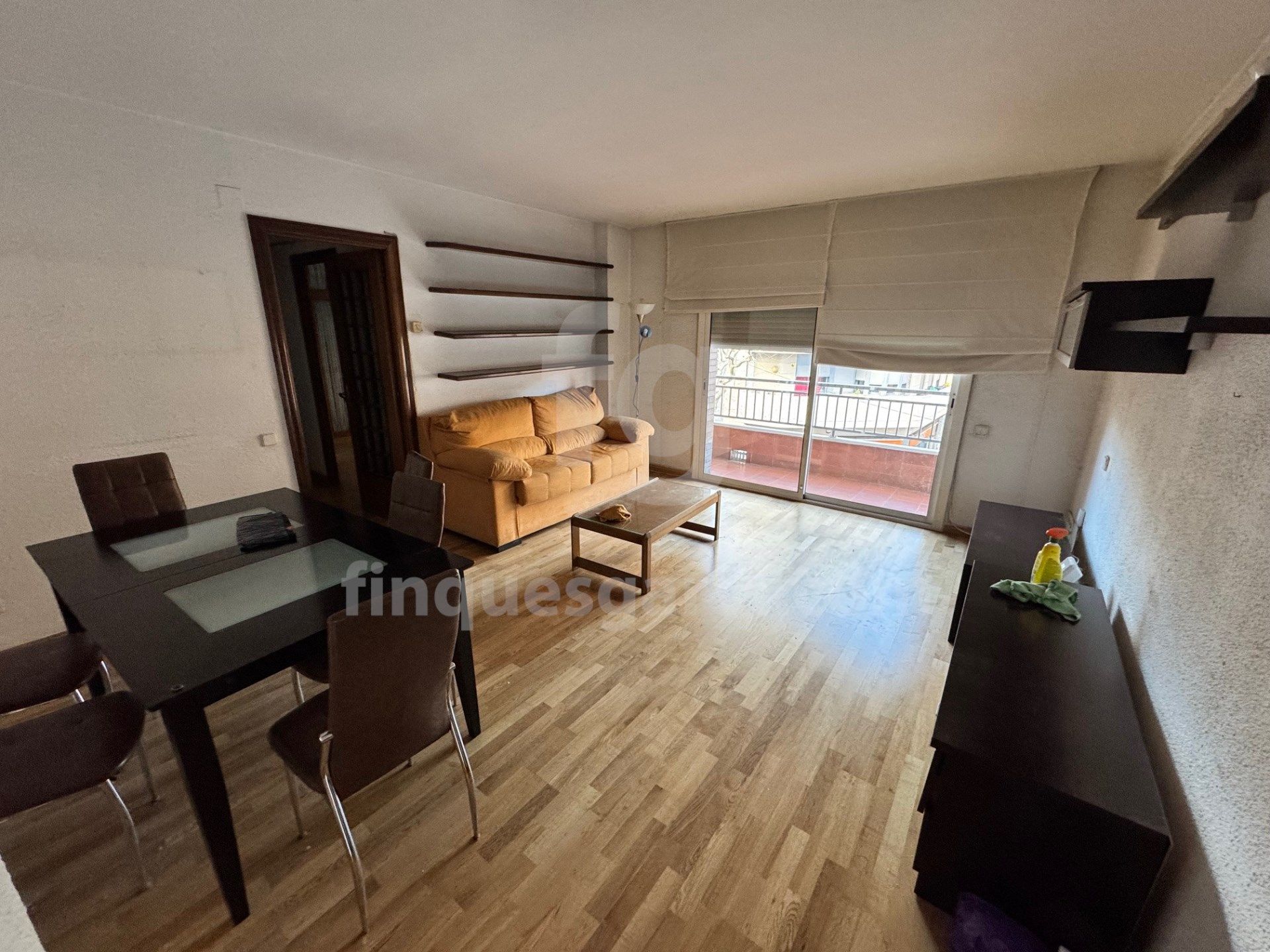 Exterior view of Flat for sale in L'Hospitalet de Llobregat  with Heating and Balcony