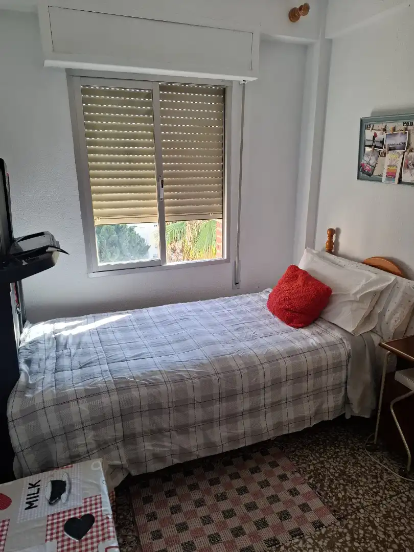 Habitación de Piso en venta en Málaga con Amueblado