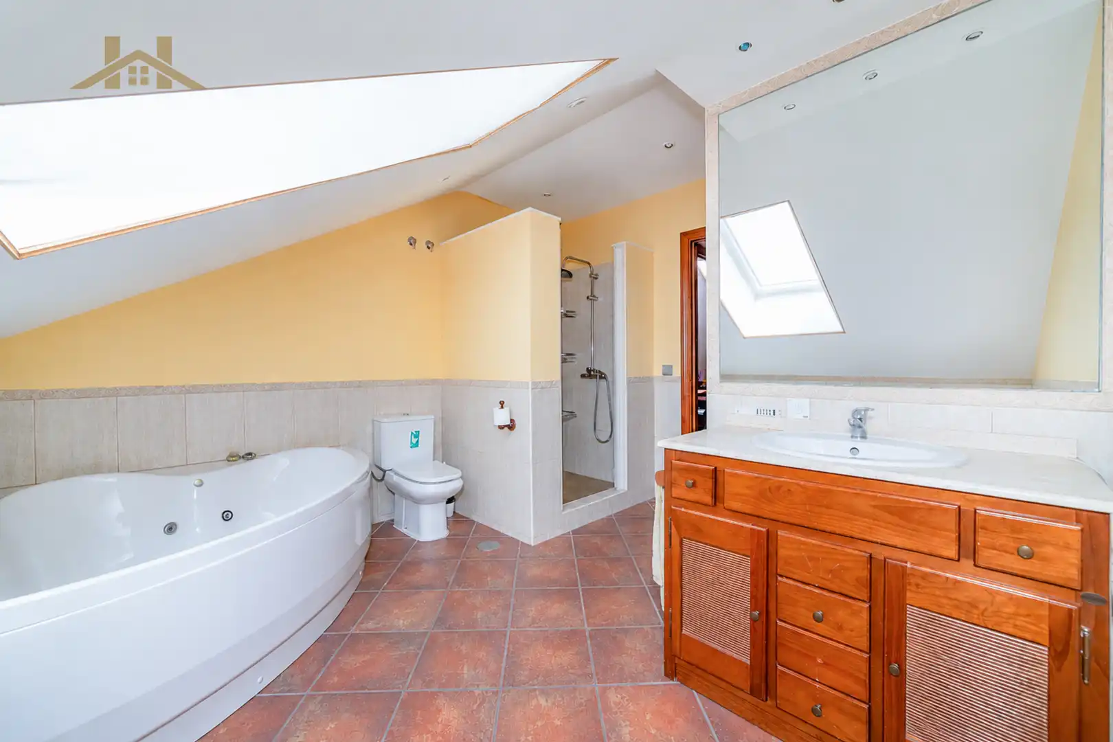 Baño de Casa o chalet en venta en Valdemorillo con Aire acondicionado, Calefacción y Jardín privado