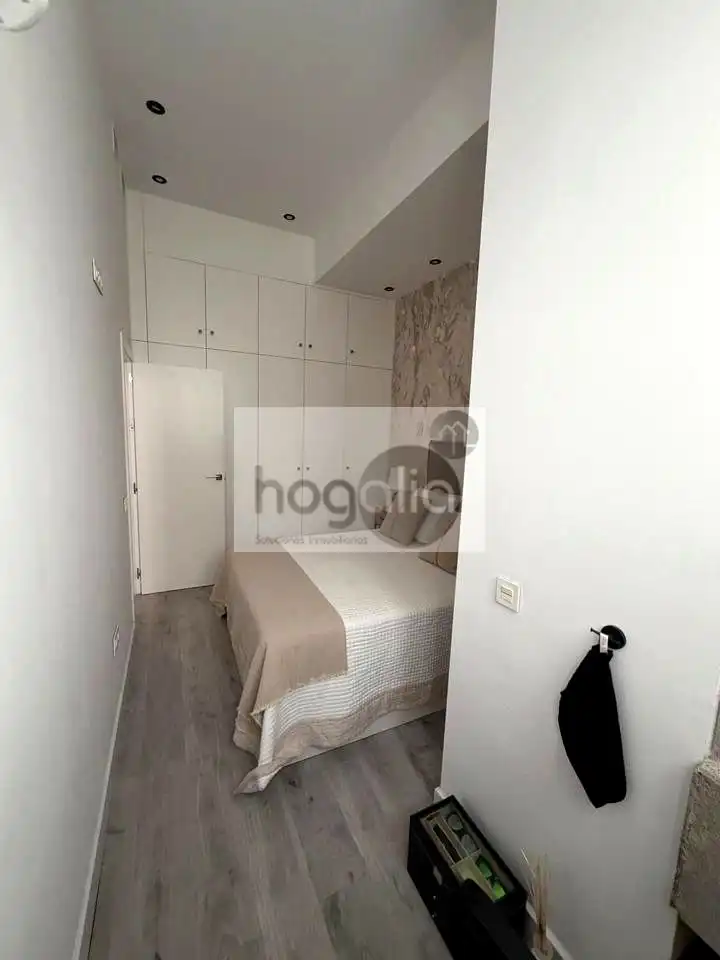 Habitación de Planta baja de alquiler en Sevilla con Aire acondicionado y Amueblado