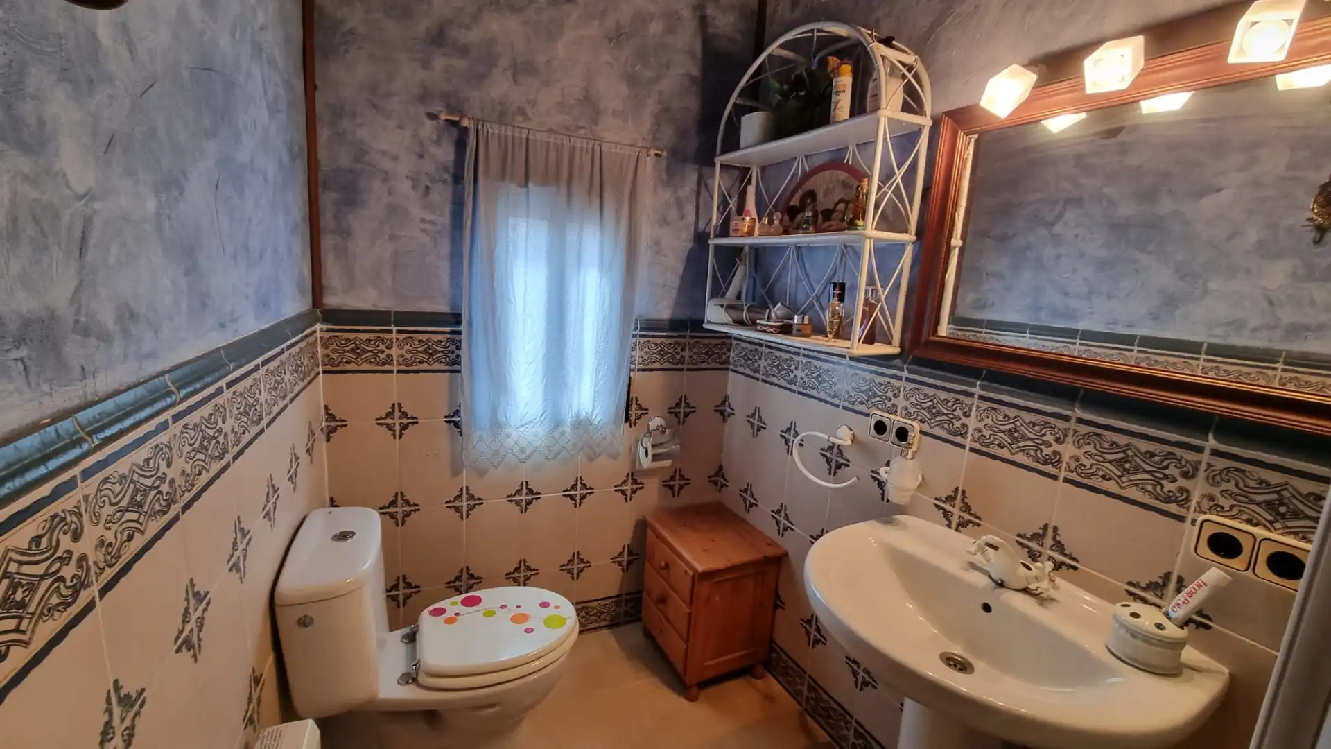 Baño de Finca rústica en venta en Urda con Aire acondicionado