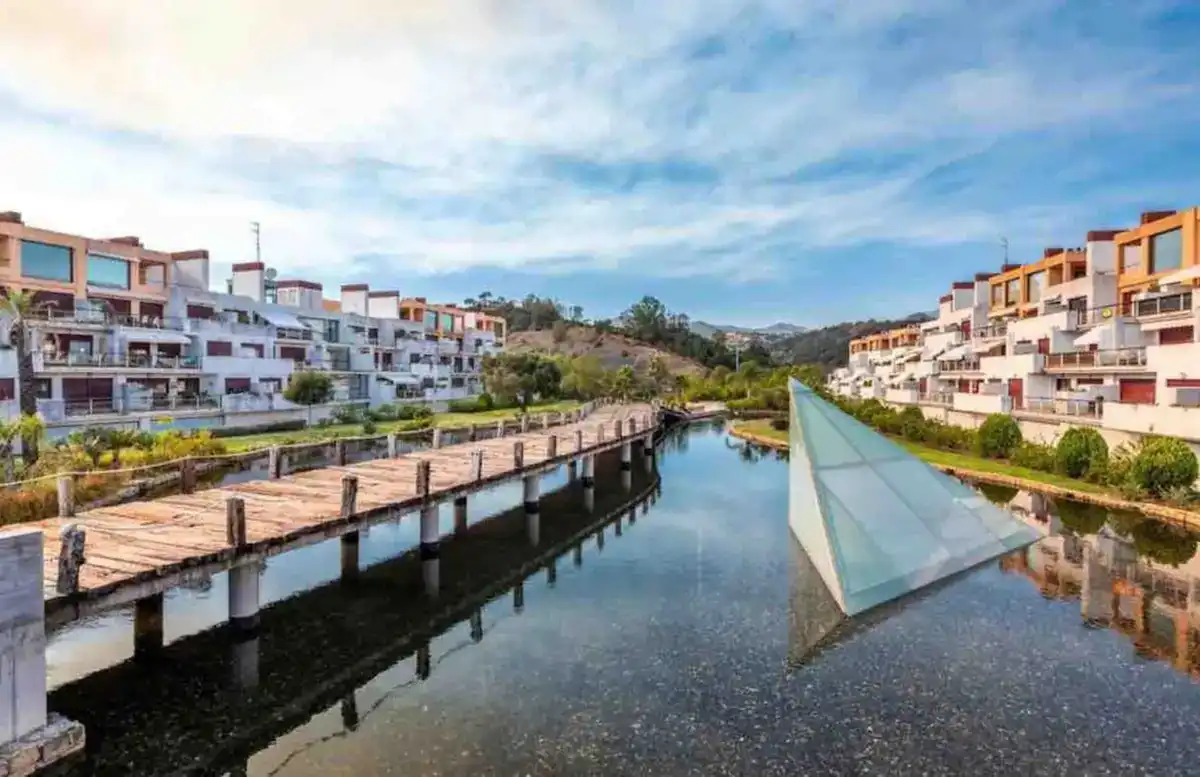Apartamento con piscina en venta en Los Flamingos, imagen 28