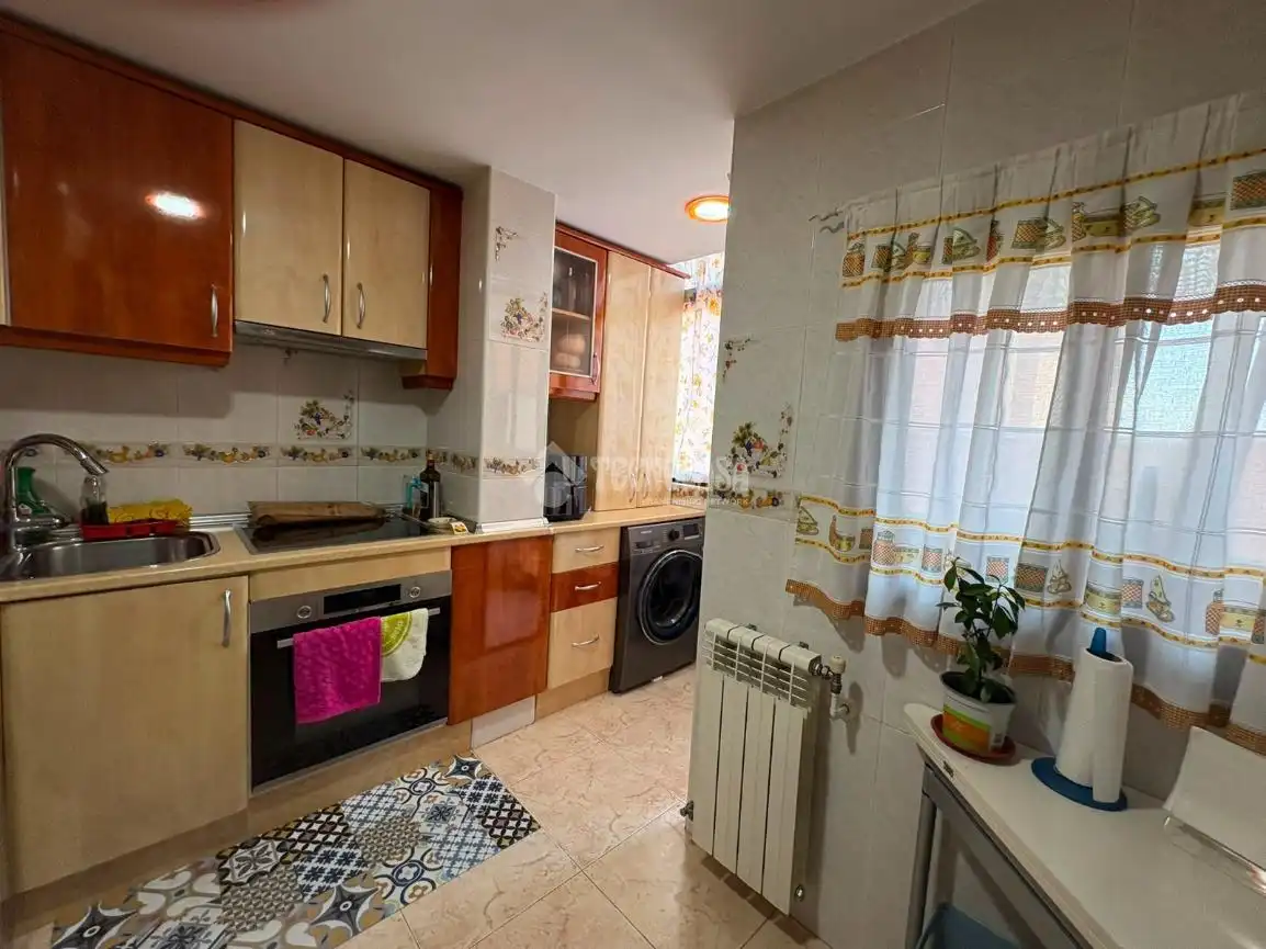 Cocina de Piso en venta en San Fernando de Henares con Aire acondicionado, Calefacción y Parquet