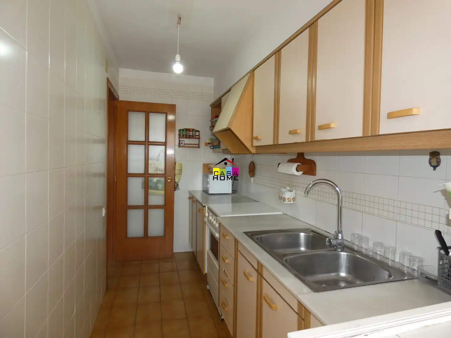 Cuina de Casa adosada en venda en Benicasim / Benicàssim amb Jardí privat, Terrassa i Traster