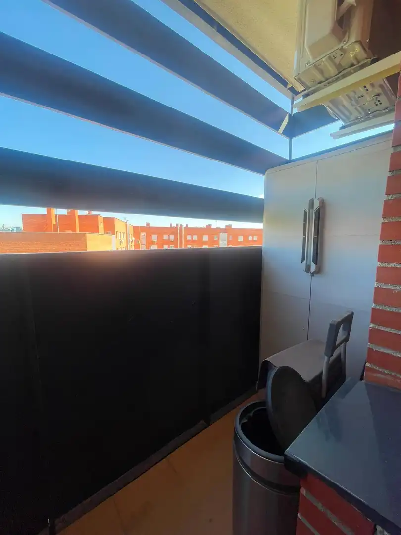 Terraza de Ático de alquiler en Alcalá de Henares con Aire acondicionado, Calefacción y Jardín privado