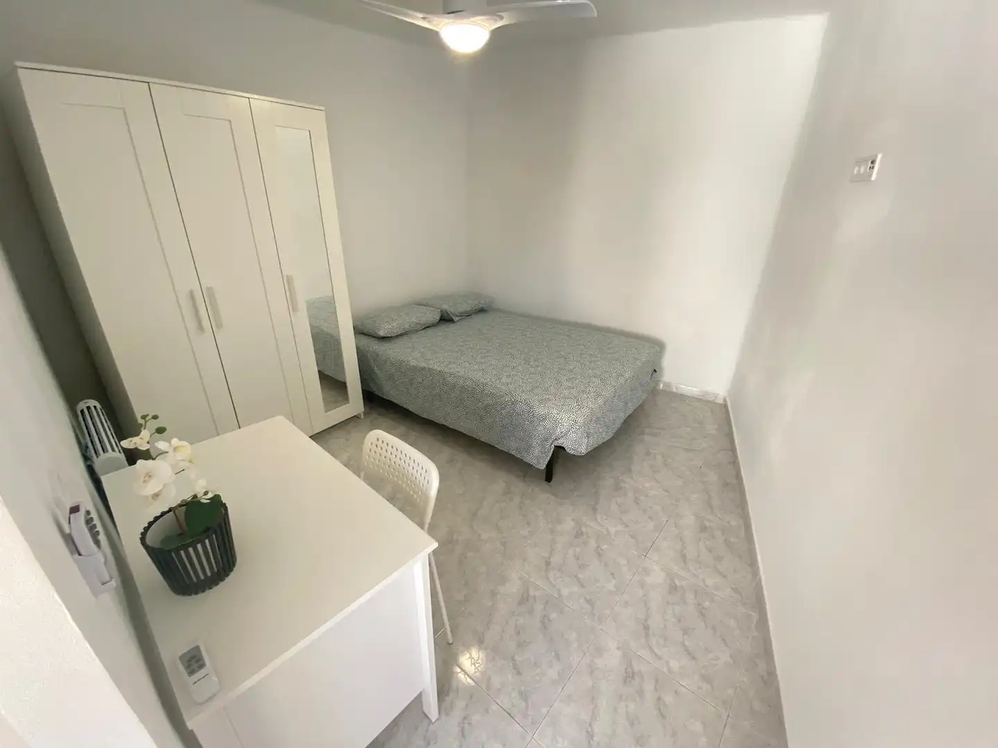 Bedroom of Attic for rent in Madrid  with Heating, Terrace and Furnished