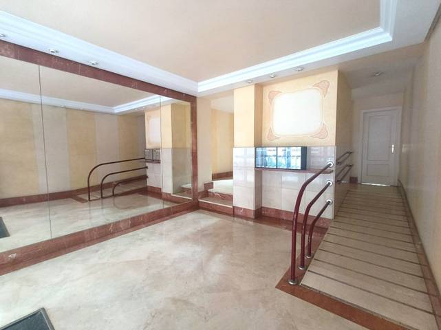 Piso en Venta en Calle Tordo en Pajarillos Bajos