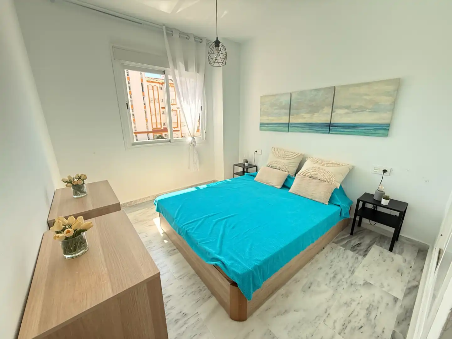 Habitación de Apartamento en venta en Estepona con Aire acondicionado, Terraza y Trastero