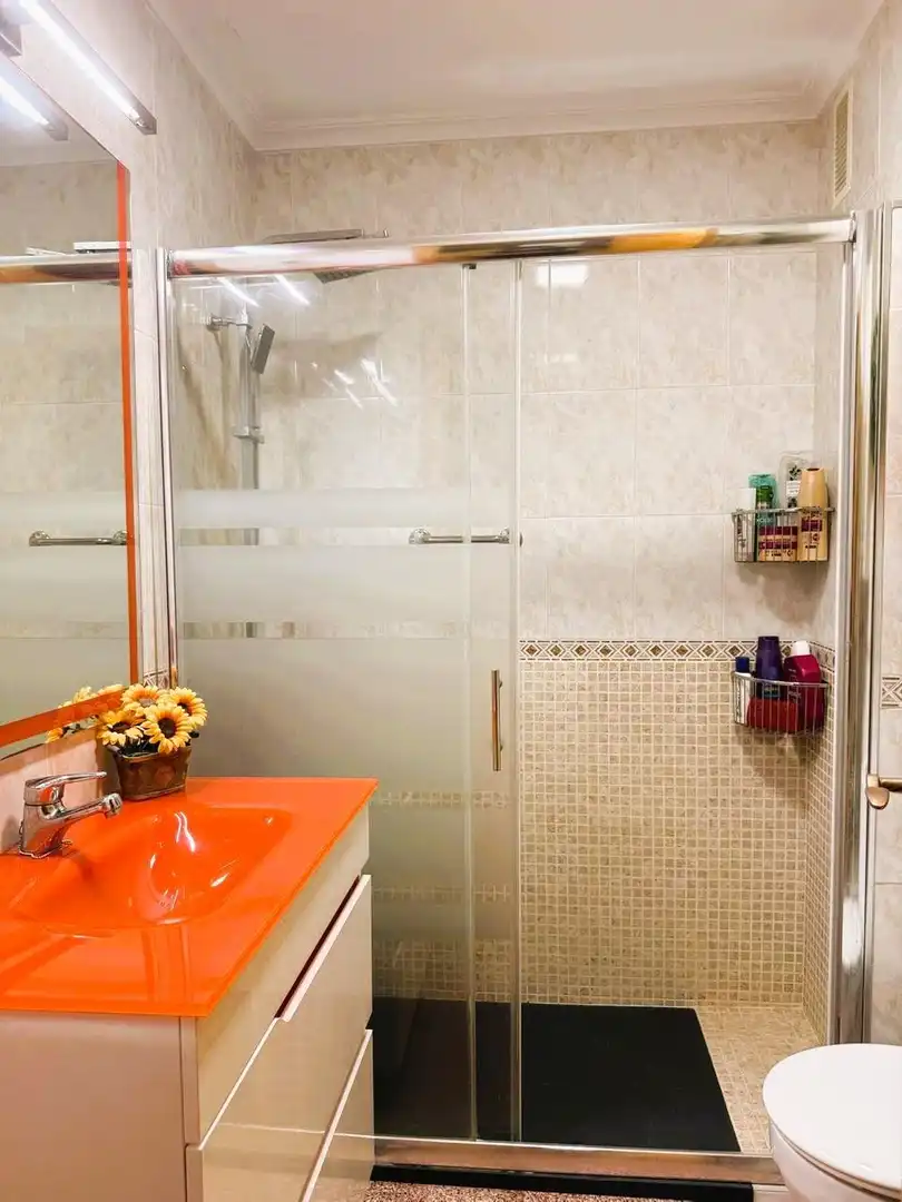 Baño de Piso en venta en Los Arenales del Sol