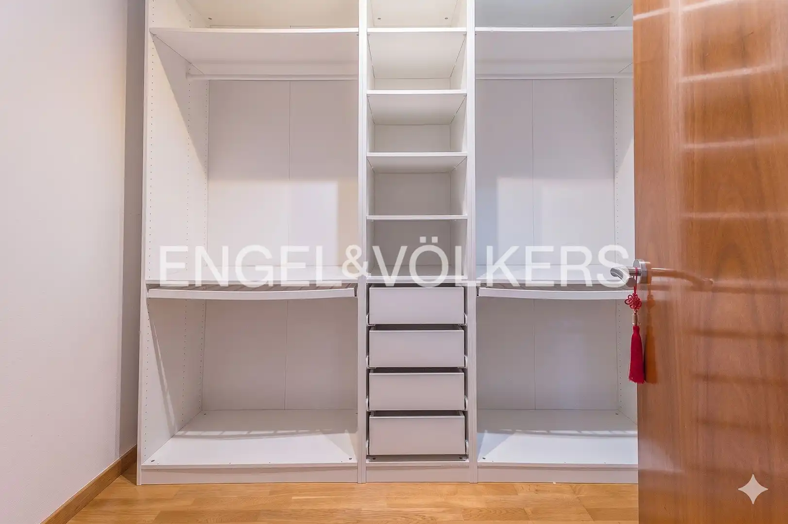 Bedroom of Flat for sale in Barcelona  with Heating, Parquet flooring and Balcony