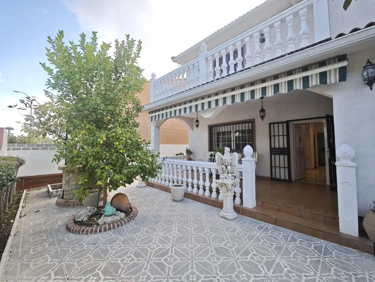 Terraza de Casa adosada en venta en El Álamo con Aire acondicionado, Calefacción y Jardín privado